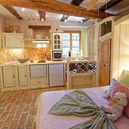 Remparts De - Refuge Du Lutin - * リクヴィール